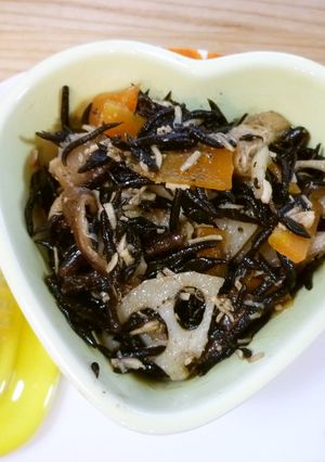 簡単ひじきの煮物☆鶏ささみ缶入り-レシピのメイン写真