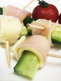 くるくるハムチーズきゅうり♡-レシピのメイン写真