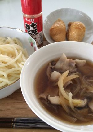 麺つゆで簡単つけうどん ^_^-レシピのメイン写真