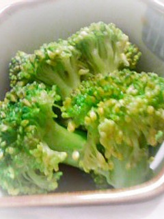 簡単ブロッコリーのお浸し♪からし麺つゆ-レシピのメイン写真