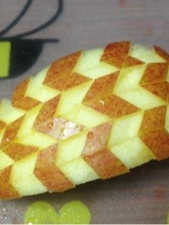 りんごの飾り切り☆矢絣☆-レシピのメイン写真