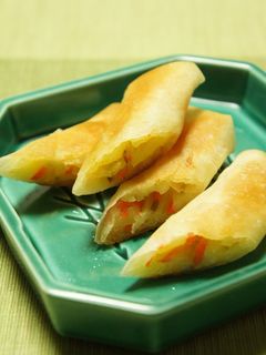 新じゃがと人参の簡単春巻き-レシピのメイン写真