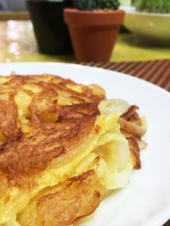 簡単!新玉ねぎだけの♡お好み焼き風-レシピのメイン写真