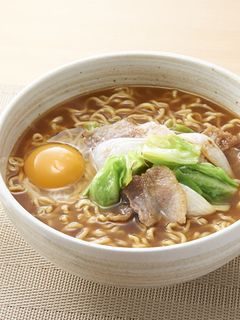 春キャベツと豚バラカレーラーメン-レシピのメイン写真