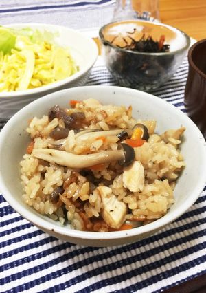 塩昆布で簡単！具沢山炊き込みご飯！-レシピのメイン写真