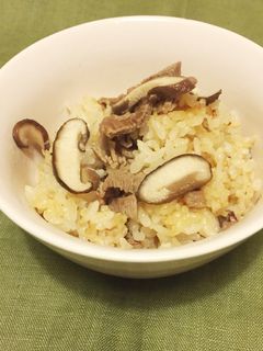 牛肉としいたけの炊き込みご飯-レシピのメイン写真