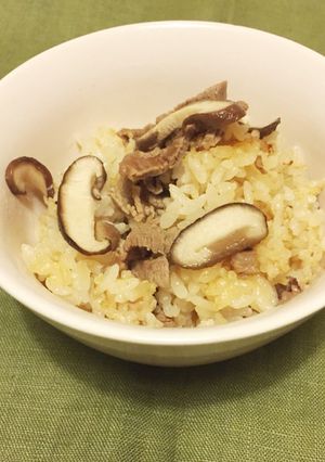 牛肉としいたけの炊き込みご飯-レシピのメイン写真