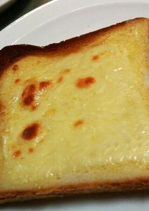 毎日でも飽きない☆マヨチーズトースト-レシピのメイン写真