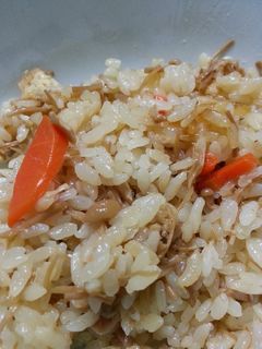 ツナとなめたけの炊き込みご飯-レシピのメイン写真