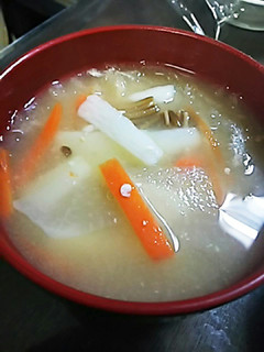 長いもと根菜の味噌汁-レシピのメイン写真