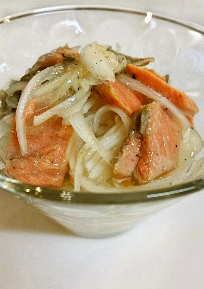 新玉ねぎと焼き鮭のマリネ-レシピのメイン写真