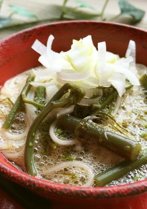 がごめ昆布✿蕨入りゆるネバ素麺椀-レシピのメイン写真