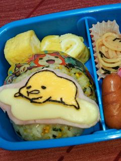 キャラ弁 スライスチーズで ぐでたま-レシピのメイン写真