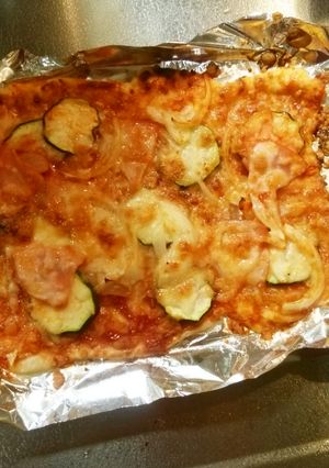 簡単♪ズッキーニとハムのピザ-レシピのメイン写真