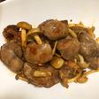 簡単★美肌効果の鶏レバーとしめじ炒め★