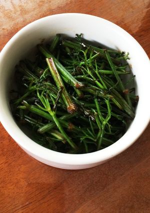 パセリをどうしよー?茎も全部使っちゃえ!-レシピのメイン写真
