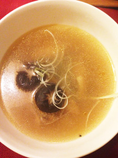 鶏と椎茸のスープ台湾風〜鶏肉和香菇的湯-レシピのメイン写真