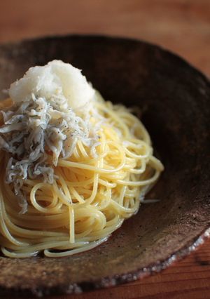 男のしらす大根おろし添えペペロンチーノ-レシピのメイン写真