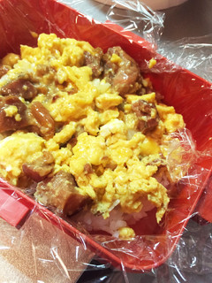 簡単すぎる!レンジでやきとり缶親子丼-レシピのメイン写真