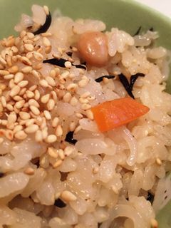 ひじき煮リメイク!簡単炊き込みご飯☆-レシピのメイン写真