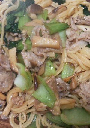 ペロリ！豚肉とチンゲン菜のパスタ-レシピのメイン写真