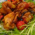 簡単なのに御馳走!手羽元の黒酢&昆布煮