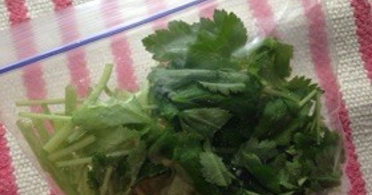 三つ葉あ めっちゃ便利‼︎冷凍三つ葉☆ by ぱつ☆えり 【クックパッド】 簡単