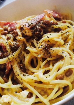 意外な組み合わせ！納豆カルボナーラ-レシピのメイン写真