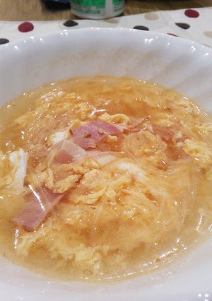 鍋１つで簡単！春雨ベーコン卵の中華スープ-レシピのメイン写真