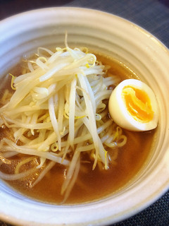 簡単!調味料ふたつで手作り醤油ラーメン-レシピのメイン写真