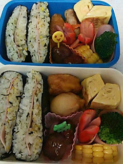 ふりかけ2種類とハムでおにぎらず☆-レシピのメイン写真