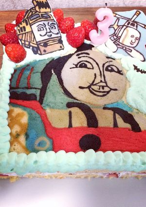 誕生日ケーキ★トーマスの仲間達-レシピのメイン写真