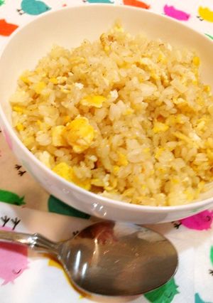材料２つで超簡単★パラパラ激ウマ炒飯-レシピのメイン写真