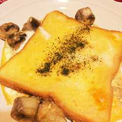 5分でバランス離乳食♪パンでオムレツ-レシピのメイン写真