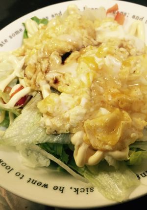 あっという間に生野菜たっぷりサラダ玉丼-レシピのメイン写真