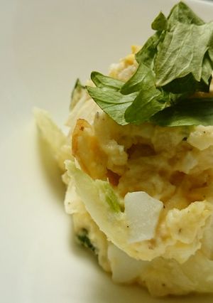 セロリと燻製イカのポテトサラダ-レシピのメイン写真