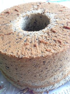黒ゴマシフォンケーキ-レシピのメイン写真