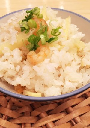 旬タケノコとエビの炊き込み御飯-レシピのメイン写真