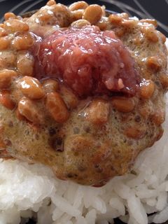大好物の納豆におろしと梅干しをお供に♪-レシピのメイン写真