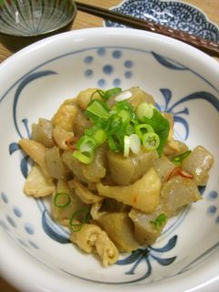 鶏皮と蒟蒻のピリ辛味噌煮-レシピのメイン写真
