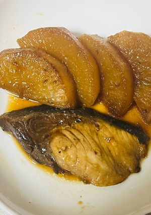 フライパン一つで簡単!焼きブリ大根-レシピのメイン写真