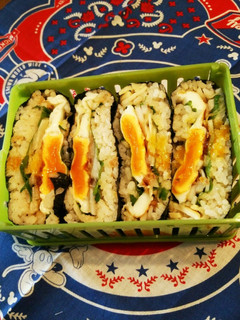 おにぎらずφ筍ご飯×目玉焼き♪-レシピのメイン写真