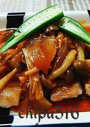 子供が喜ぶ！豚ロースのトマトきのこソース-レシピのメイン写真