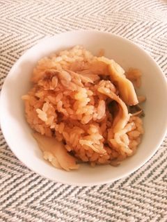 たっぷり舞茸の炊き込みご飯-レシピのメイン写真