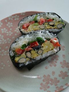 お豆の卵焼きのおにぎらず-レシピのメイン写真