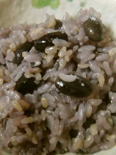 玄米:白米=1:3の黒豆ご飯-レシピのメイン写真