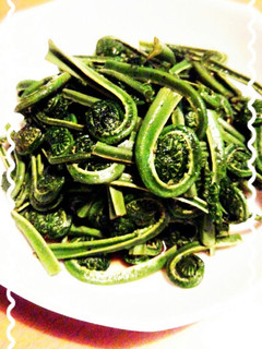 コゴメの胡麻油炒め( ´﹀` )-レシピのメイン写真