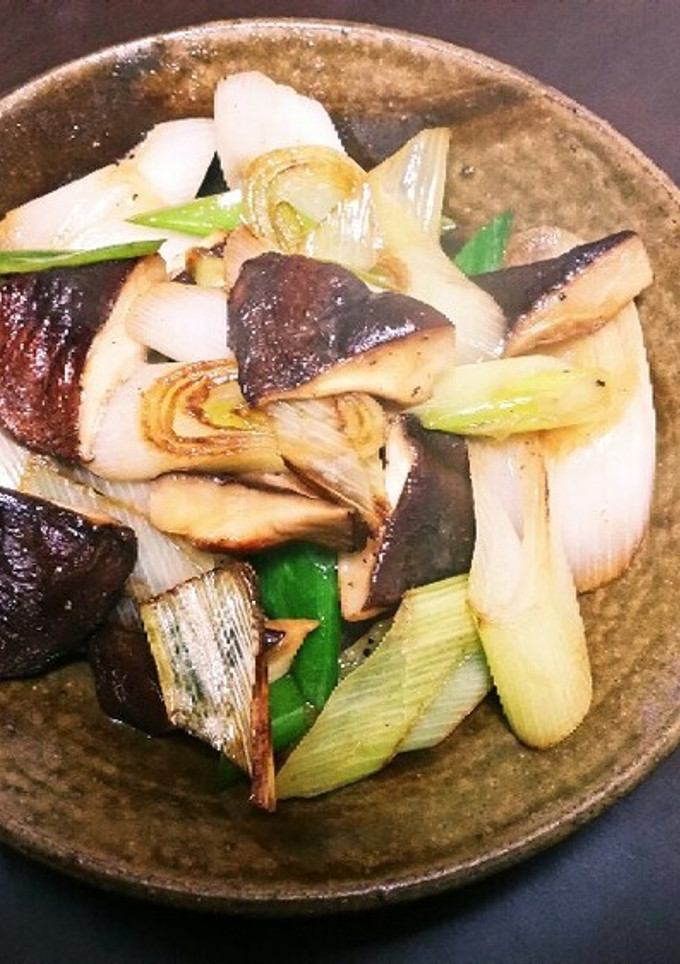 白ねぎと椎茸のバターじょうゆ炒め-レシピのメイン写真