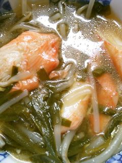 簡単!もやしとニラ カニカマの中華スープ-レシピのメイン写真