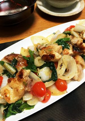 新玉たっぷり！鶏もも肉のポン酢バター炒め-レシピのメイン写真